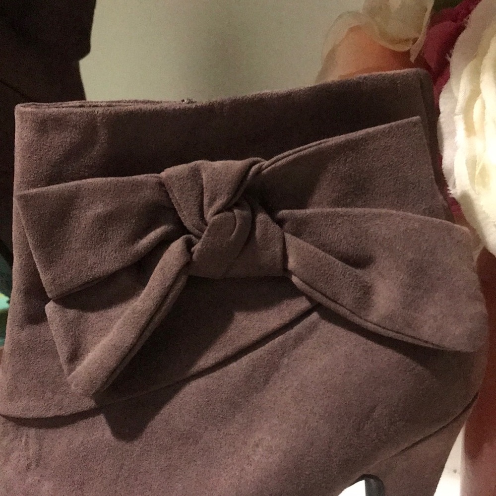 Bow Booties 🎀 - Picture 3 of 4